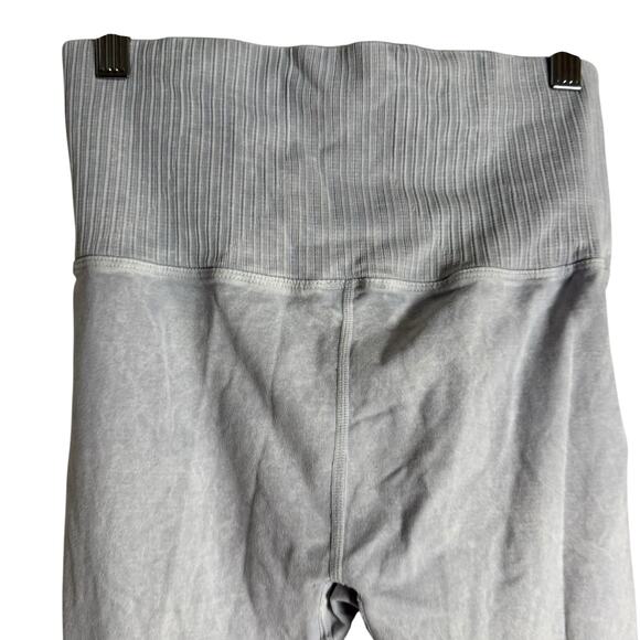 Free People Good Karma Ice Gray High-Rise 7/8 Length Athletic Leggings Size M - Picture 8 of 10
